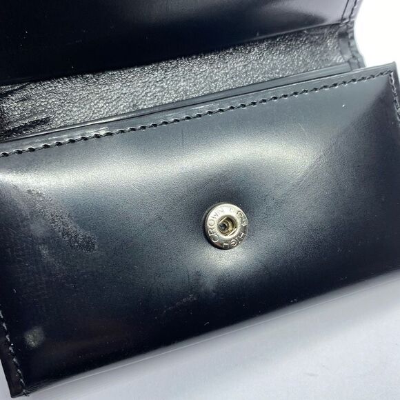 Authentic Agnes B. Black Patent Leather 5 Clip Key Case - Picture 10 of 11